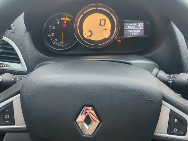 Чорний Рено Меган, об'ємом двигуна 1.5 л та пробігом 267 тис. км за 7200 $, фото 18 на Automoto.ua