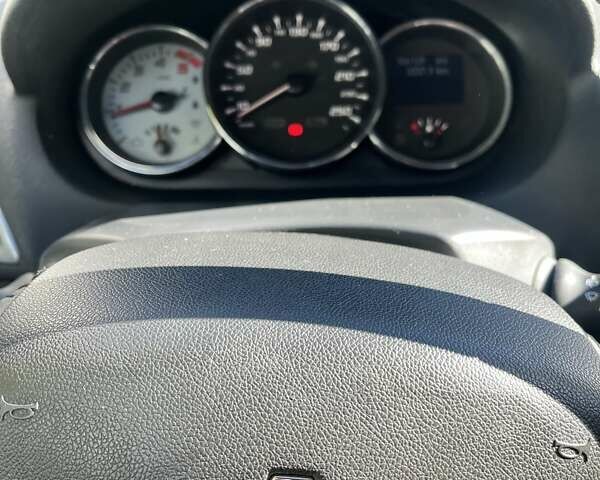 Рено Меган 2011 у Києві на Automoto.ua Чорний Рено Меган, об'ємом двигуна 1.87 л та пробігом 186 тис. км за 7800 $, фото 3 на Automoto.ua