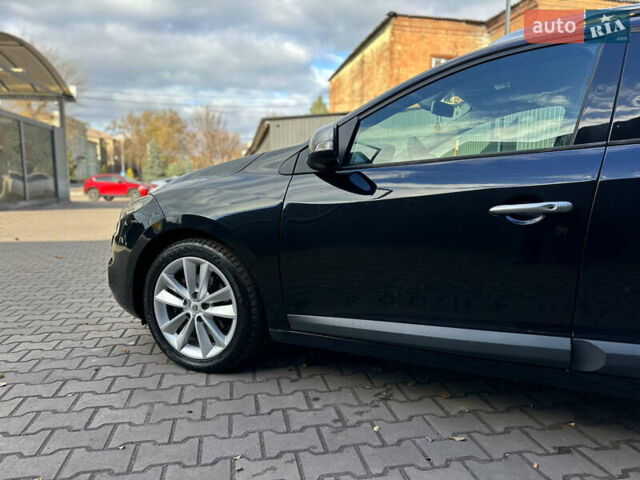 Черный Рено Меган, объемом двигателя 2 л и пробегом 245 тыс. км за 8499 $, фото 17 на Automoto.ua