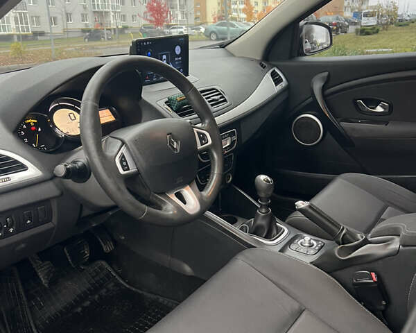 Черный Рено Меган, объемом двигателя 1.46 л и пробегом 282 тыс. км за 6400 $, фото 16 на Automoto.ua