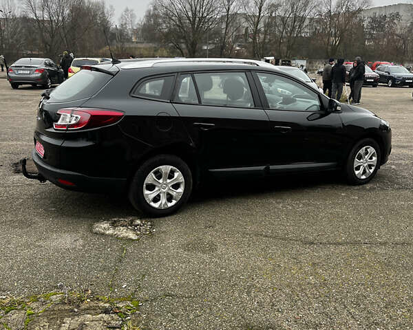 Черный Рено Меган, объемом двигателя 1.6 л и пробегом 219 тыс. км за 7450 $, фото 4 на Automoto.ua