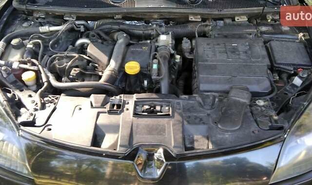 Черный Рено Меган, объемом двигателя 1.46 л и пробегом 332 тыс. км за 6800 $, фото 9 на Automoto.ua