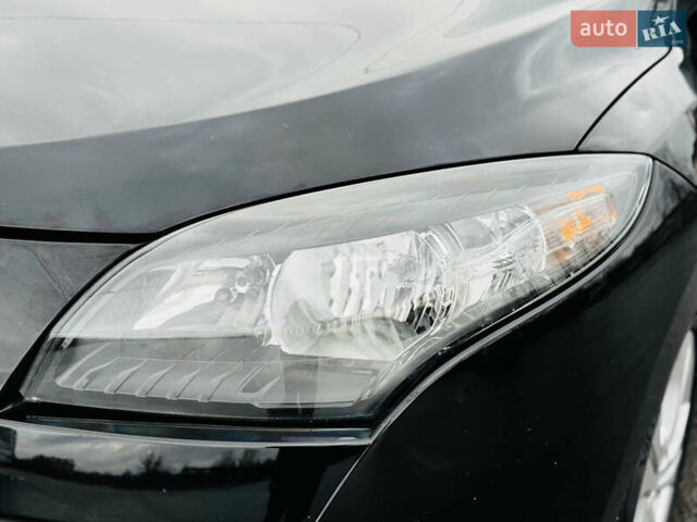 Чорний Рено Меган, об'ємом двигуна 1.6 л та пробігом 149 тис. км за 6999 $, фото 20 на Automoto.ua