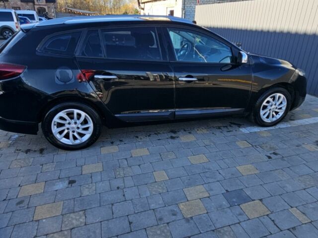 Черный Рено Меган, объемом двигателя 1.5 л и пробегом 254 тыс. км за 11629 $, фото 1 на Automoto.ua