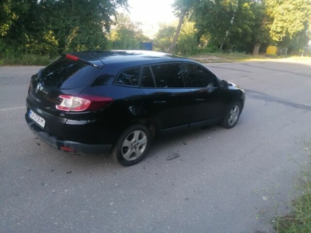 Черный Рено Меган, объемом двигателя 0 л и пробегом 265 тыс. км за 5500 $, фото 4 на Automoto.ua