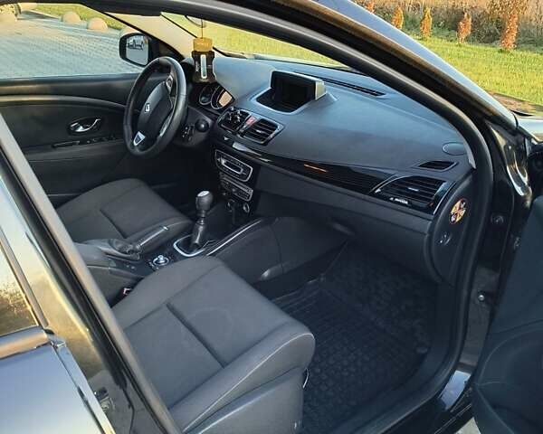 Черный Рено Меган, объемом двигателя 1.46 л и пробегом 244 тыс. км за 7200 $, фото 19 на Automoto.ua