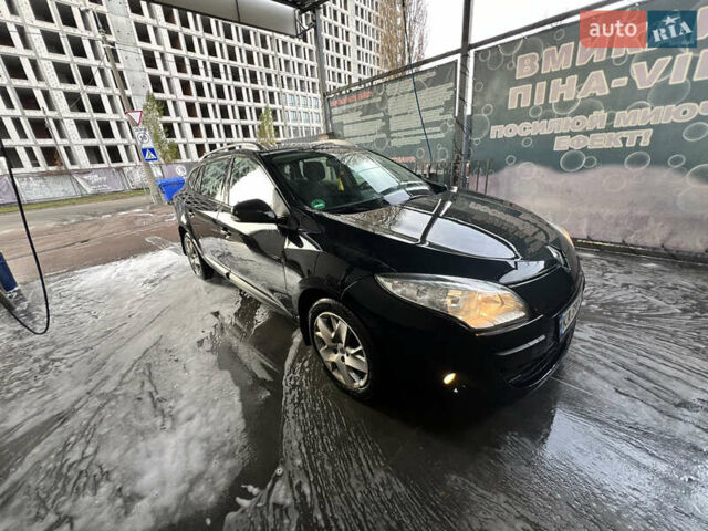 Чорний Рено Меган, об'ємом двигуна 1.6 л та пробігом 219 тис. км за 6800 $, фото 2 на Automoto.ua