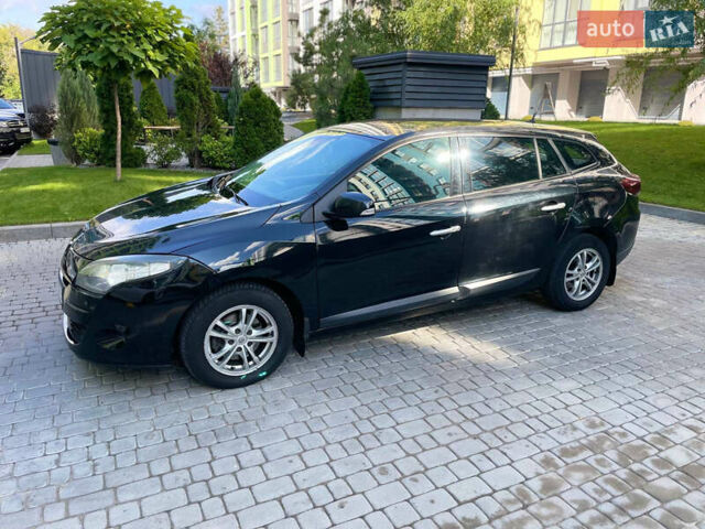 Рено Меган 2011 в Днепре (Днепропетровске) на Automoto.ua Черный Рено Меган, объемом двигателя 1.46 л и пробегом 268 тыс. км за 6200 $, фото 1 на Automoto.ua