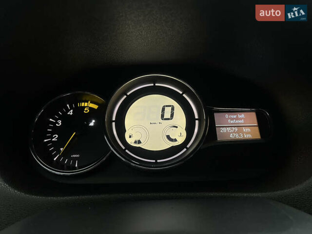 Черный Рено Меган, объемом двигателя 1.46 л и пробегом 282 тыс. км за 6400 $, фото 26 на Automoto.ua