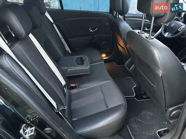 Черный Рено Меган, объемом двигателя 1.46 л и пробегом 232 тыс. км за 7700 $, фото 16 на Automoto.ua