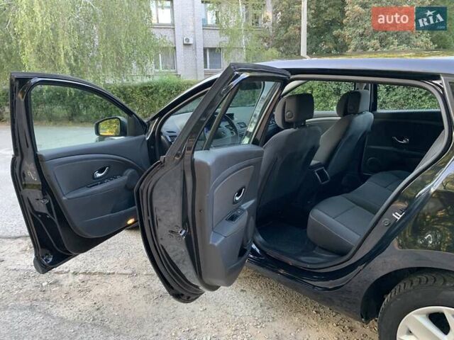 Черный Рено Меган, объемом двигателя 1.46 л и пробегом 262 тыс. км за 7000 $, фото 19 на Automoto.ua