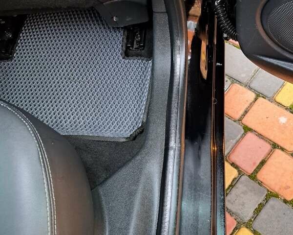 Черный Рено Меган, объемом двигателя 1.46 л и пробегом 249 тыс. км за 7650 $, фото 143 на Automoto.ua