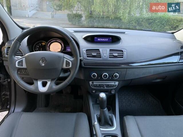 Черный Рено Меган, объемом двигателя 1.46 л и пробегом 262 тыс. км за 7000 $, фото 21 на Automoto.ua