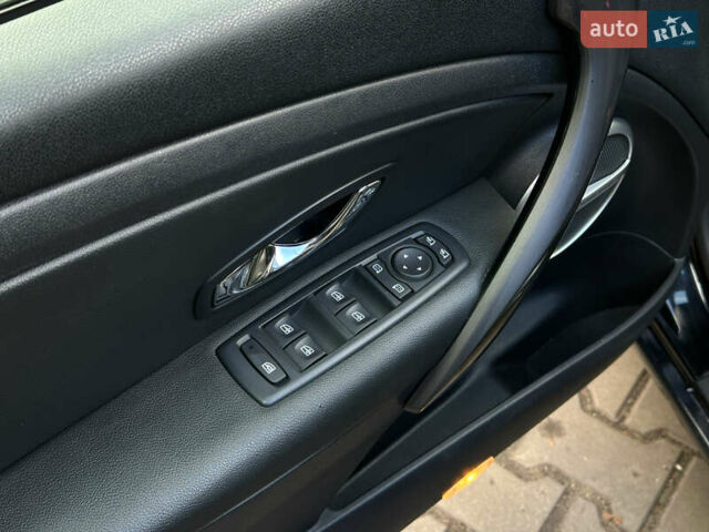 Черный Рено Меган, объемом двигателя 2 л и пробегом 245 тыс. км за 8499 $, фото 28 на Automoto.ua