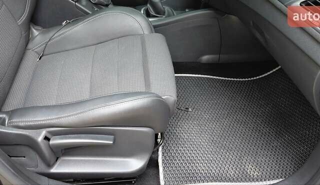 Черный Рено Меган, объемом двигателя 2 л и пробегом 223 тыс. км за 8900 $, фото 39 на Automoto.ua