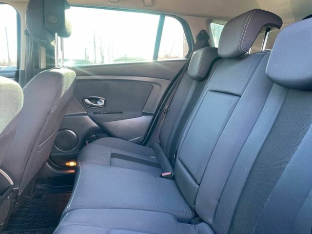 Чорний Рено Меган, об'ємом двигуна 1.9 л та пробігом 222 тис. км за 6999 $, фото 20 на Automoto.ua