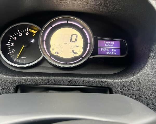 Чорний Рено Меган, об'ємом двигуна 1.6 л та пробігом 146 тис. км за 8200 $, фото 9 на Automoto.ua