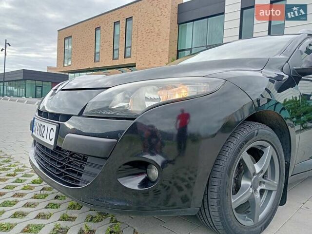 Черный Рено Меган, объемом двигателя 1.46 л и пробегом 198 тыс. км за 6600 $, фото 11 на Automoto.ua