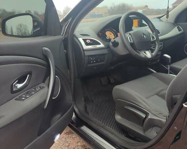 Черный Рено Меган, объемом двигателя 1.46 л и пробегом 267 тыс. км за 7200 $, фото 28 на Automoto.ua