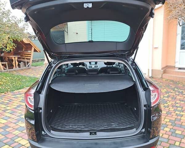 Черный Рено Меган, объемом двигателя 1.46 л и пробегом 249 тыс. км за 7650 $, фото 124 на Automoto.ua