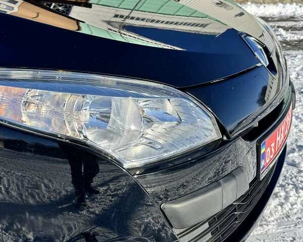 Чорний Рено Меган, об'ємом двигуна 1.6 л та пробігом 213 тис. км за 7500 $, фото 13 на Automoto.ua