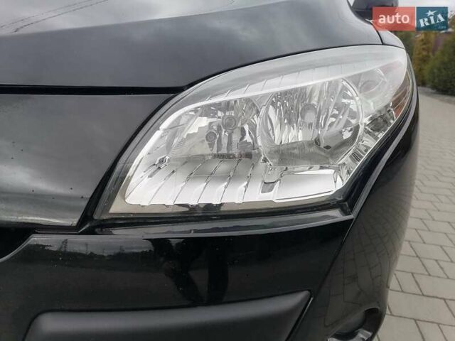 Чорний Рено Меган, об'ємом двигуна 1.6 л та пробігом 218 тис. км за 6950 $, фото 15 на Automoto.ua