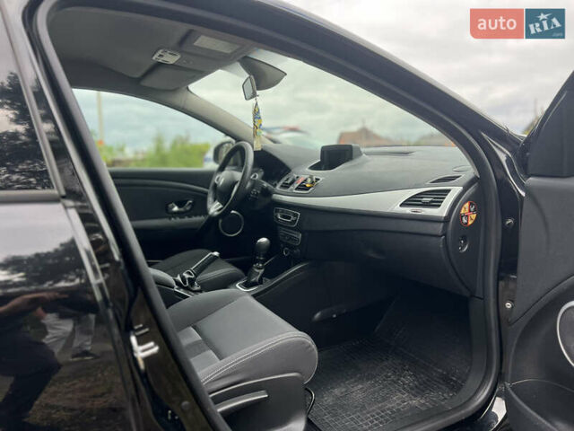 Черный Рено Меган, объемом двигателя 1.46 л и пробегом 267 тыс. км за 7200 $, фото 31 на Automoto.ua