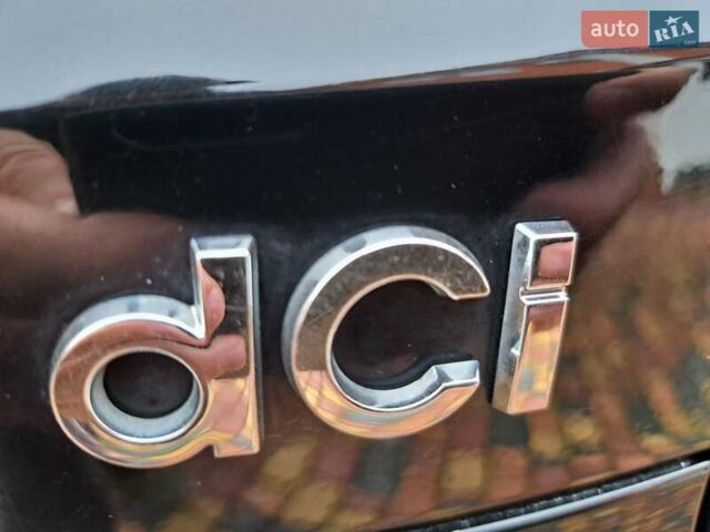 Черный Рено Меган, объемом двигателя 1.46 л и пробегом 249 тыс. км за 7650 $, фото 37 на Automoto.ua