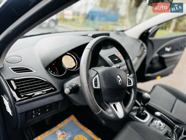 Чорний Рено Меган, об'ємом двигуна 1.6 л та пробігом 149 тис. км за 6999 $, фото 43 на Automoto.ua