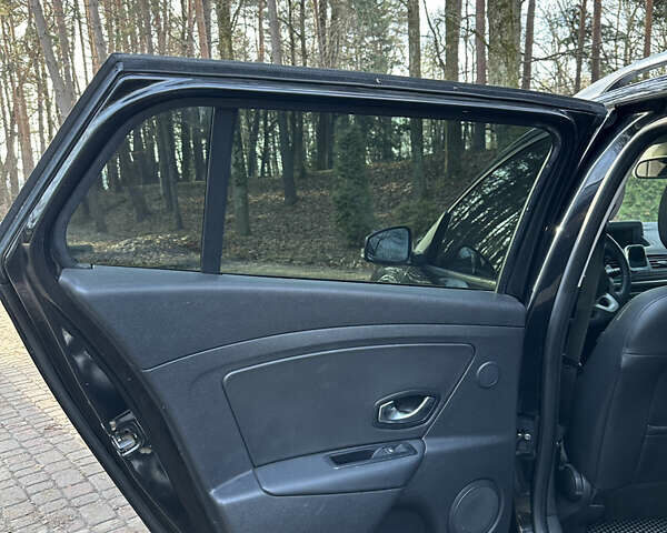 Чорний Рено Меган, об'ємом двигуна 1.5 л та пробігом 249 тис. км за 7700 $, фото 12 на Automoto.ua