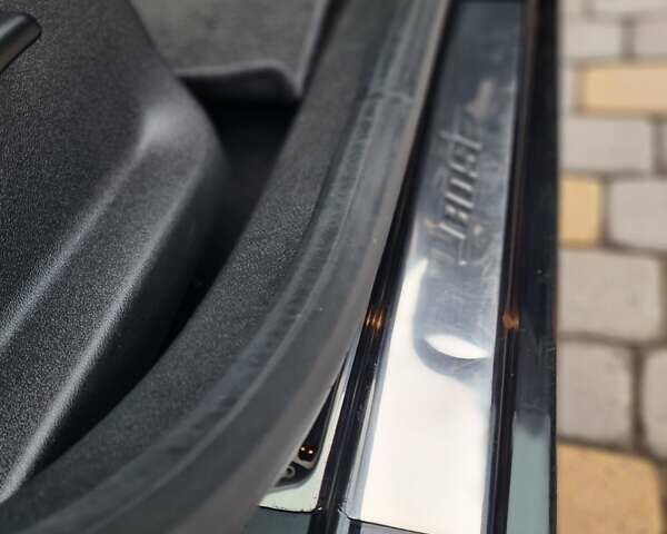 Черный Рено Меган, объемом двигателя 1.46 л и пробегом 236 тыс. км за 7800 $, фото 109 на Automoto.ua