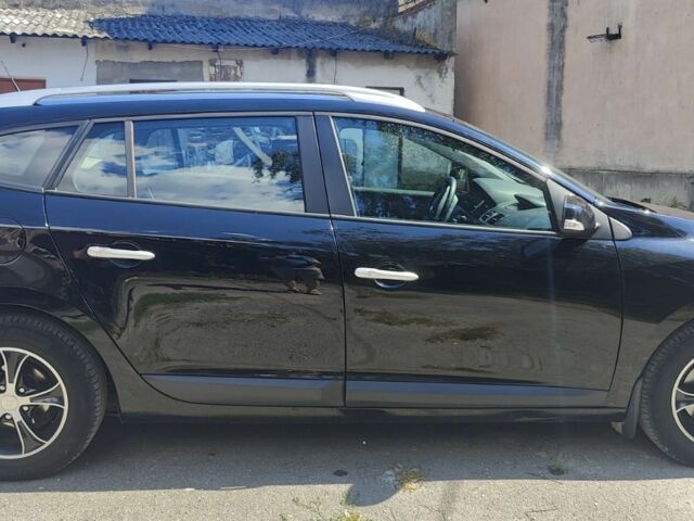 Черный Рено Меган, объемом двигателя 0 л и пробегом 244 тыс. км за 6500 $, фото 2 на Automoto.ua