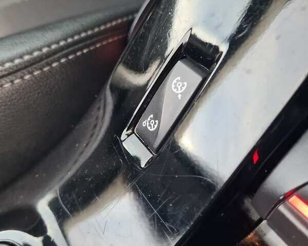 Черный Рено Меган, объемом двигателя 1.46 л и пробегом 236 тыс. км за 7800 $, фото 78 на Automoto.ua