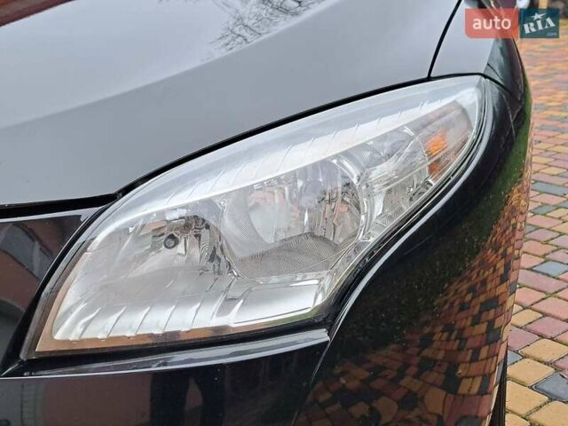 Черный Рено Меган, объемом двигателя 1.46 л и пробегом 249 тыс. км за 7650 $, фото 14 на Automoto.ua