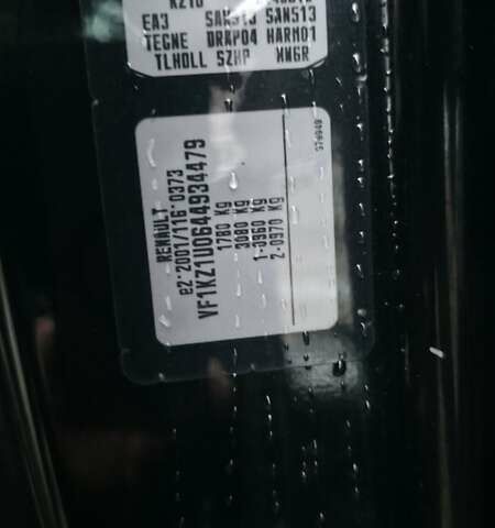 Черный Рено Меган, объемом двигателя 1.6 л и пробегом 212 тыс. км за 8500 $, фото 27 на Automoto.ua