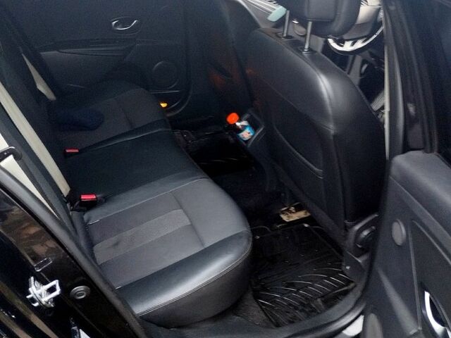 Черный Рено Меган, объемом двигателя 1.5 л и пробегом 236 тыс. км за 6600 $, фото 3 на Automoto.ua