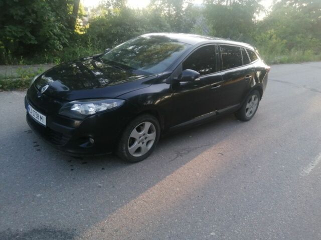 Черный Рено Меган, объемом двигателя 0 л и пробегом 265 тыс. км за 5500 $, фото 1 на Automoto.ua