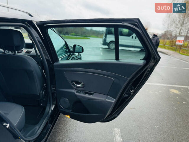Чорний Рено Меган, об'ємом двигуна 1.6 л та пробігом 149 тис. км за 6999 $, фото 28 на Automoto.ua