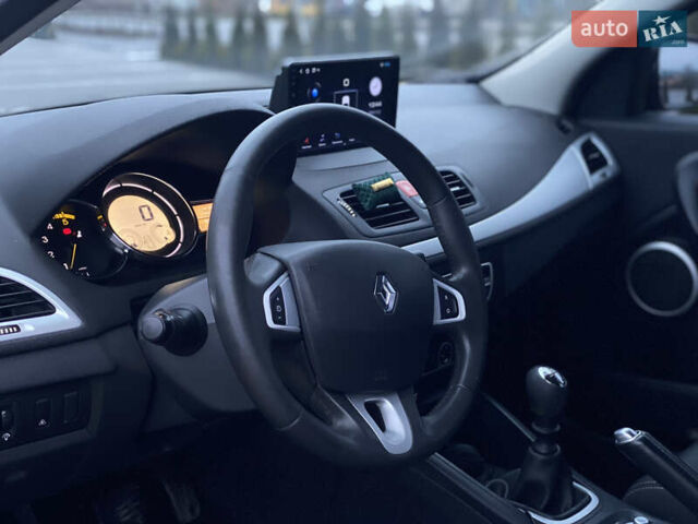 Черный Рено Меган, объемом двигателя 1.46 л и пробегом 282 тыс. км за 6200 $, фото 9 на Automoto.ua