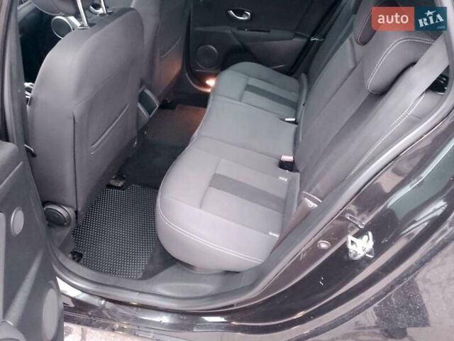 Черный Рено Меган, объемом двигателя 1.4 л и пробегом 225 тыс. км за 7500 $, фото 1 на Automoto.ua