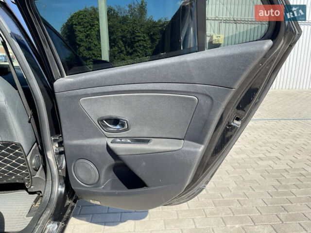 Чорний Рено Меган, об'ємом двигуна 1.5 л та пробігом 291 тис. км за 6999 $, фото 21 на Automoto.ua