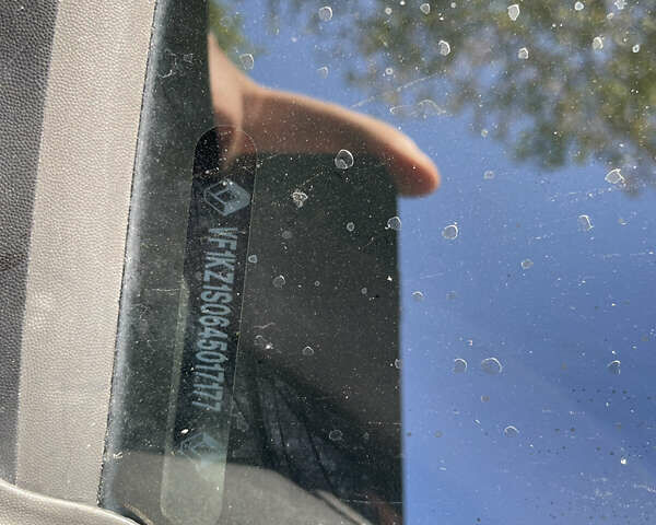 Черный Рено Меган, объемом двигателя 1.87 л и пробегом 280 тыс. км за 7999 $, фото 7 на Automoto.ua