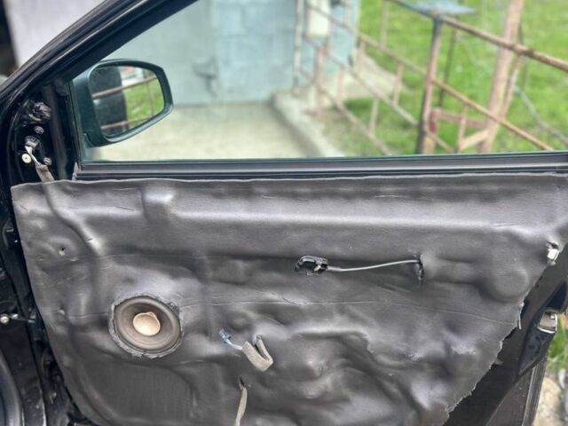 Черный Рено Меган, объемом двигателя 1.5 л и пробегом 260 тыс. км за 7800 $, фото 8 на Automoto.ua