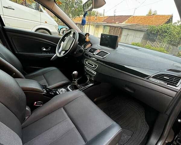 Черный Рено Меган, объемом двигателя 1.4 л и пробегом 170 тыс. км за 7150 $, фото 10 на Automoto.ua