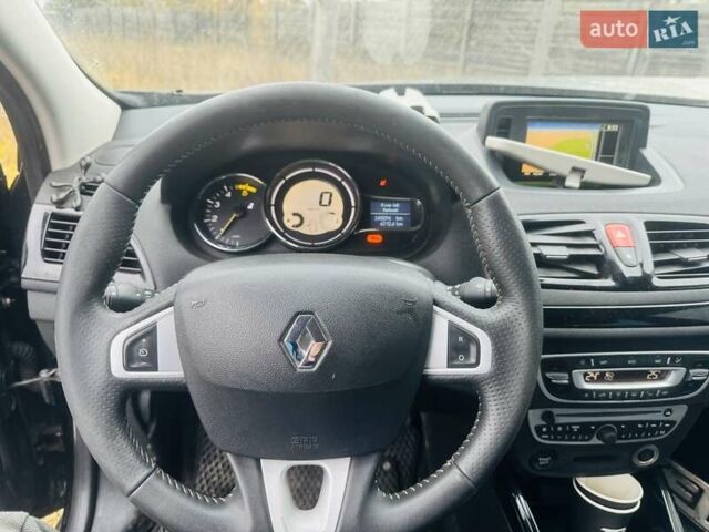 Черный Рено Меган, объемом двигателя 1.46 л и пробегом 260 тыс. км за 3800 $, фото 10 на Automoto.ua