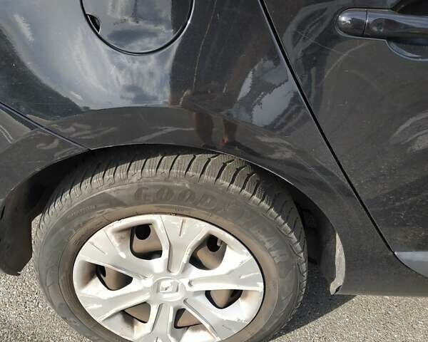 Чорний Рено Меган, об'ємом двигуна 1.4 л та пробігом 193 тис. км за 5999 $, фото 5 на Automoto.ua