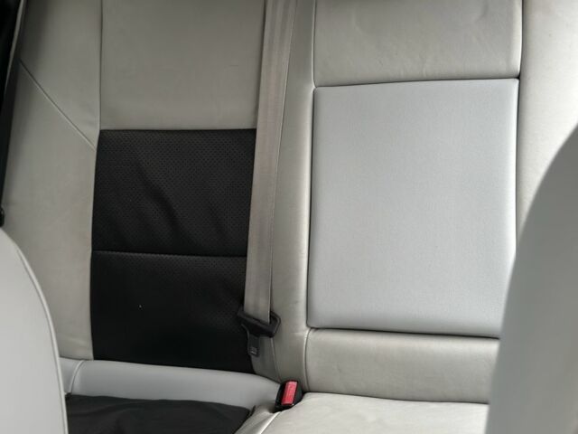 Черный Рено Меган, объемом двигателя 1.5 л и пробегом 340 тыс. км за 6500 $, фото 9 на Automoto.ua