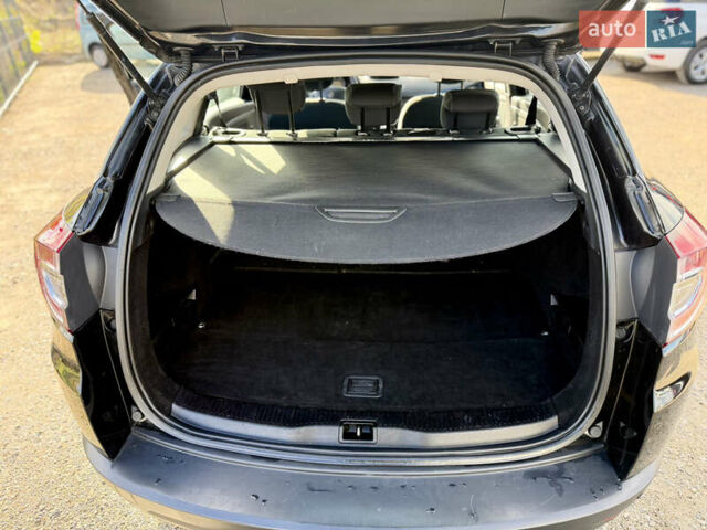 Черный Рено Меган, объемом двигателя 1.5 л и пробегом 204 тыс. км за 7950 $, фото 18 на Automoto.ua