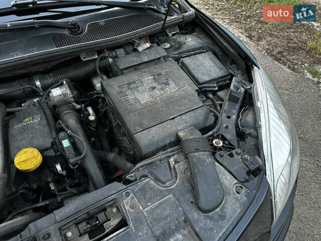 Черный Рено Меган, объемом двигателя 1.46 л и пробегом 232 тыс. км за 7700 $, фото 30 на Automoto.ua