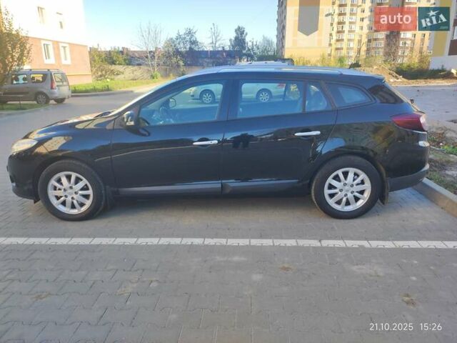 Черный Рено Меган, объемом двигателя 1.46 л и пробегом 176 тыс. км за 7350 $, фото 4 на Automoto.ua